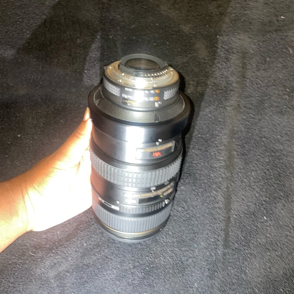 Telephoto lens I literally never use. Still clean and work very well.